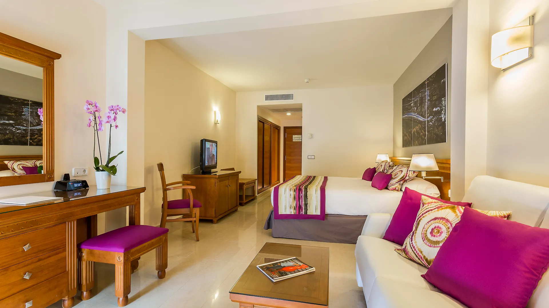 ***** Hotel Grand Palladium Select Palace Ibiza Playa d'en Bossa Spain
