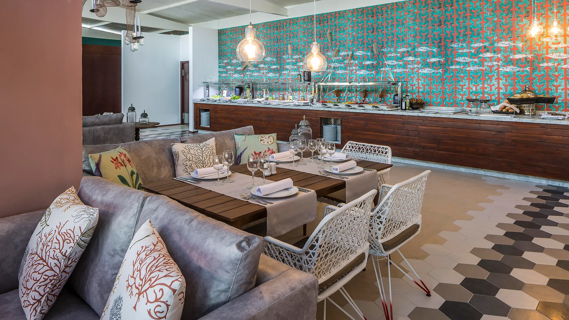 Grand Palladium Select Palace Ibiza Playa d'en Bossa 5*,  Spain